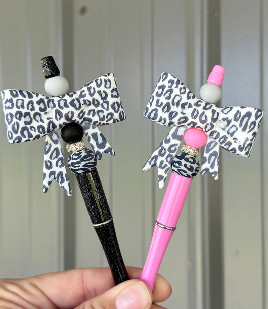 Gray Cheetah Big Bow Pen