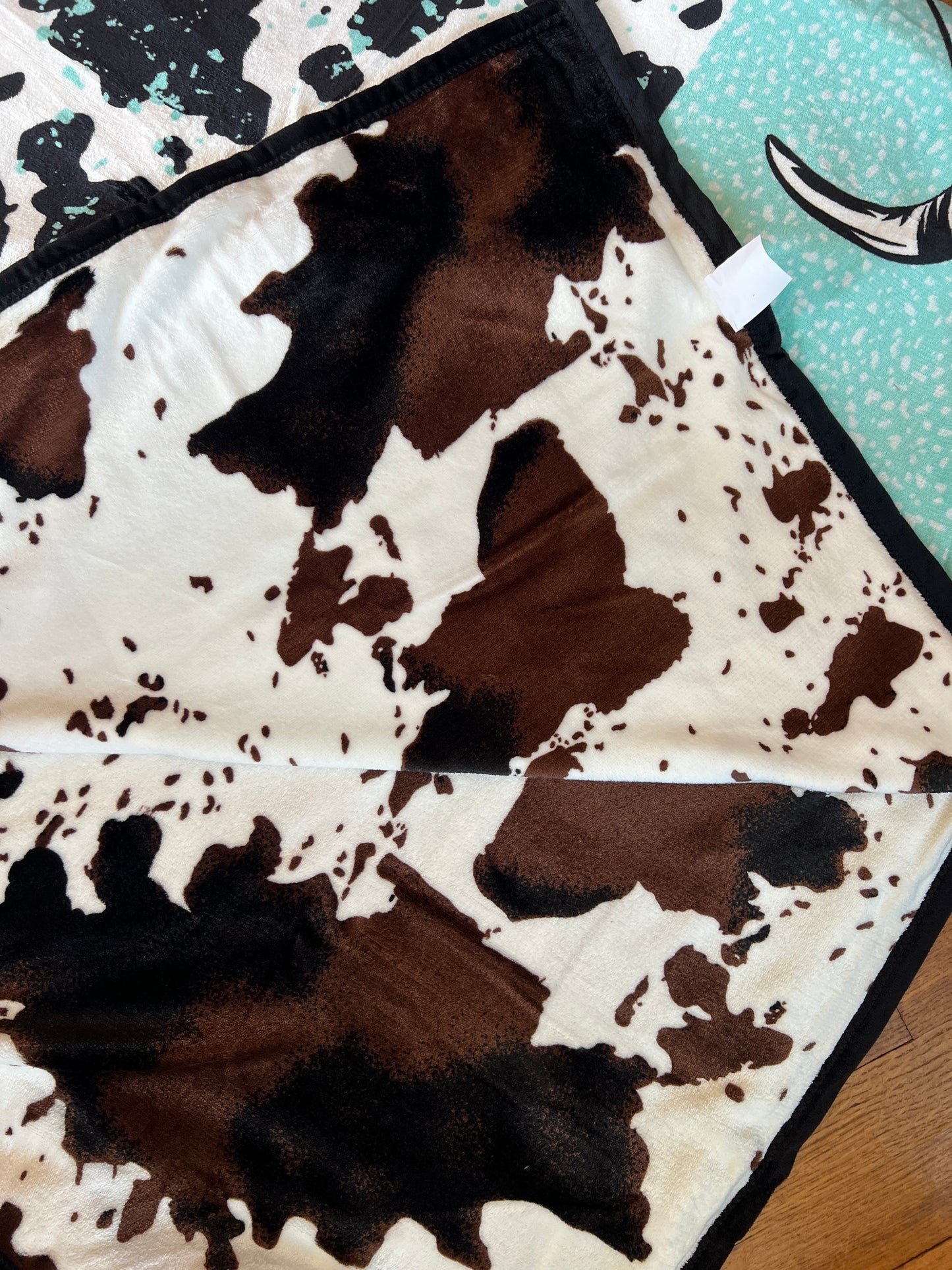 MIA Blanket ReverisibleTurquoise BullSkull