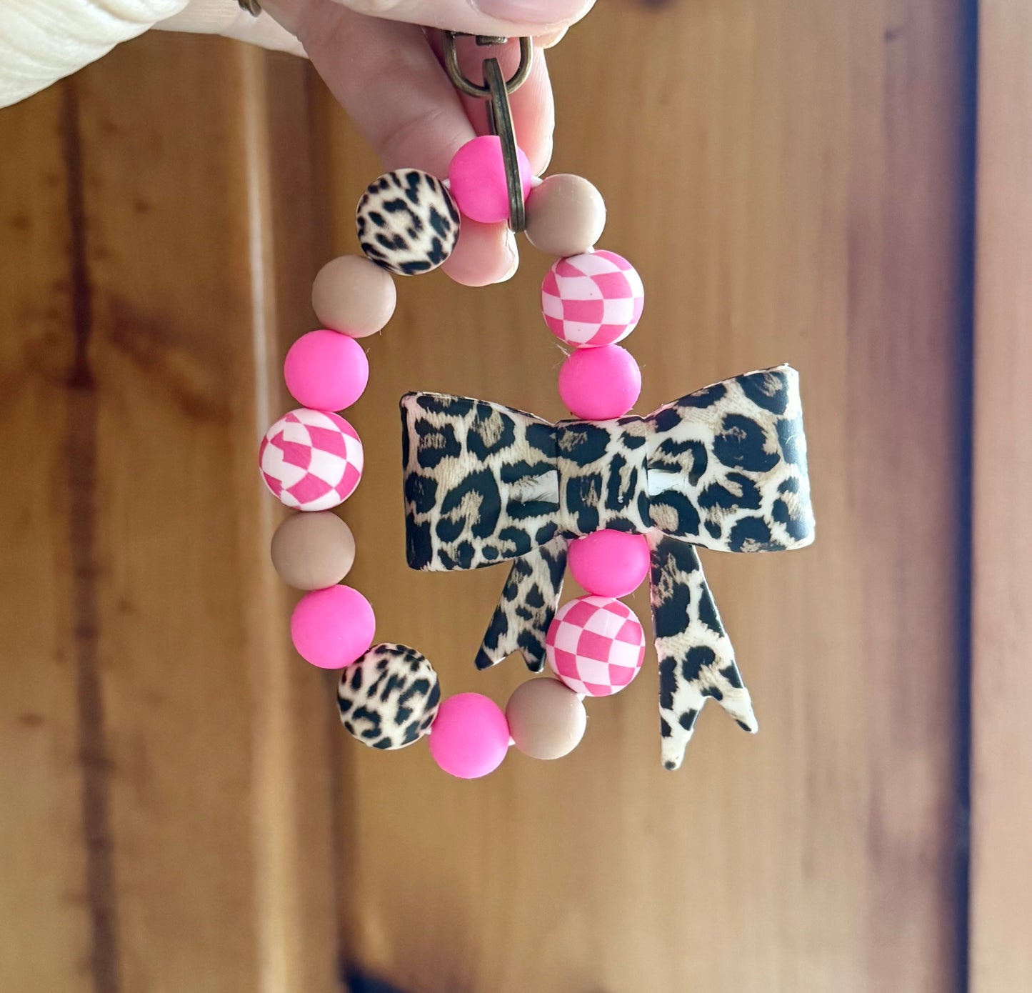 Cheetah Bow Pink Checkered Wristlet