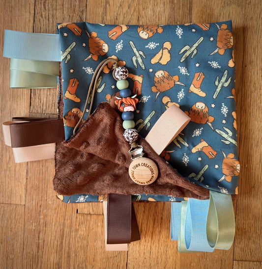 Denim Blue Highland Cactus Taggie Blanket Set