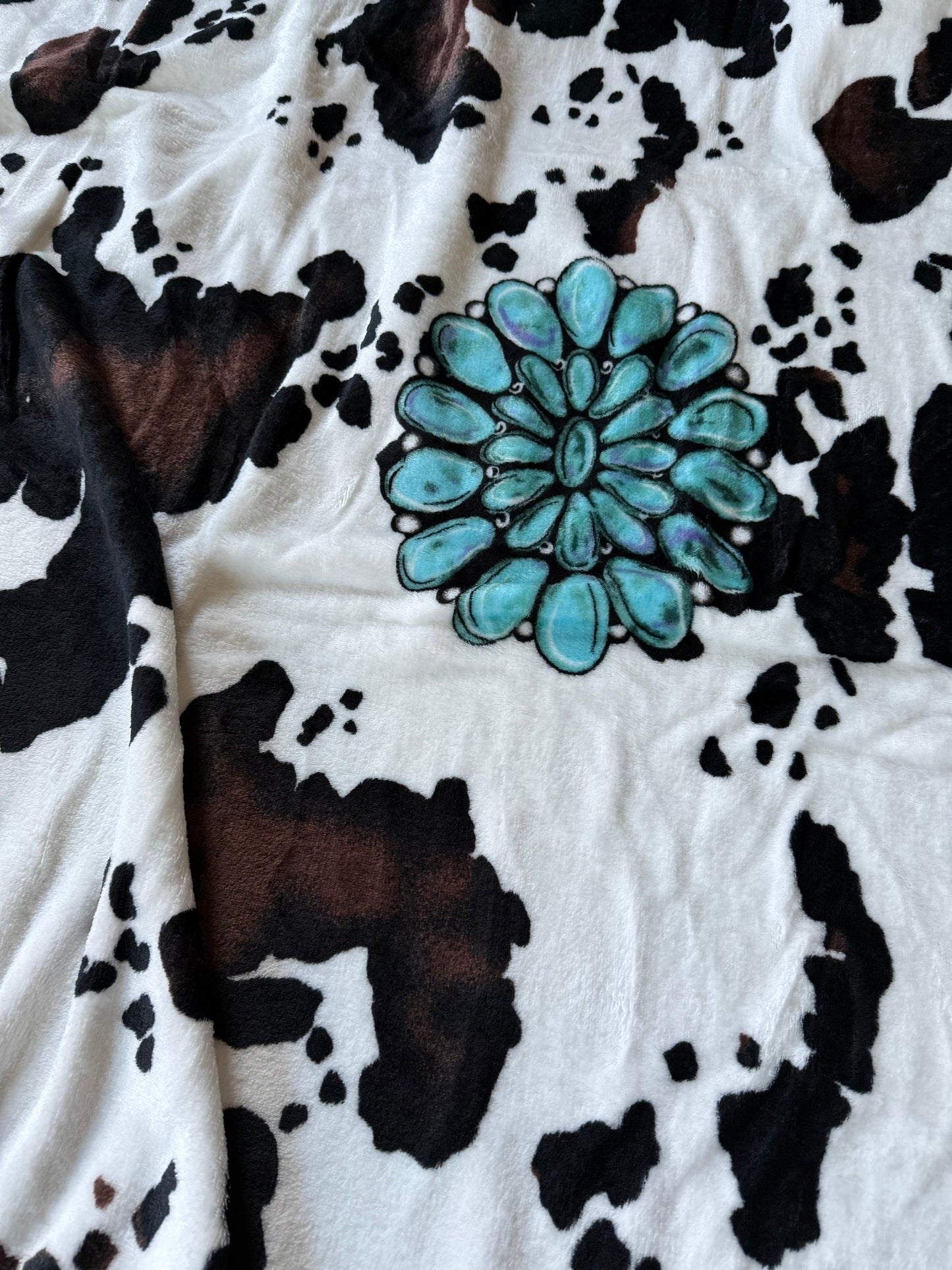 Twin Plush Thin Turquoise Concho Cowhide Blanket