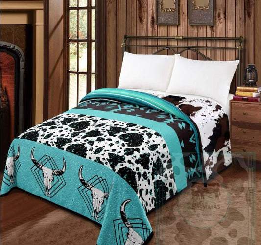 MIA Blanket ReverisibleTurquoise BullSkull