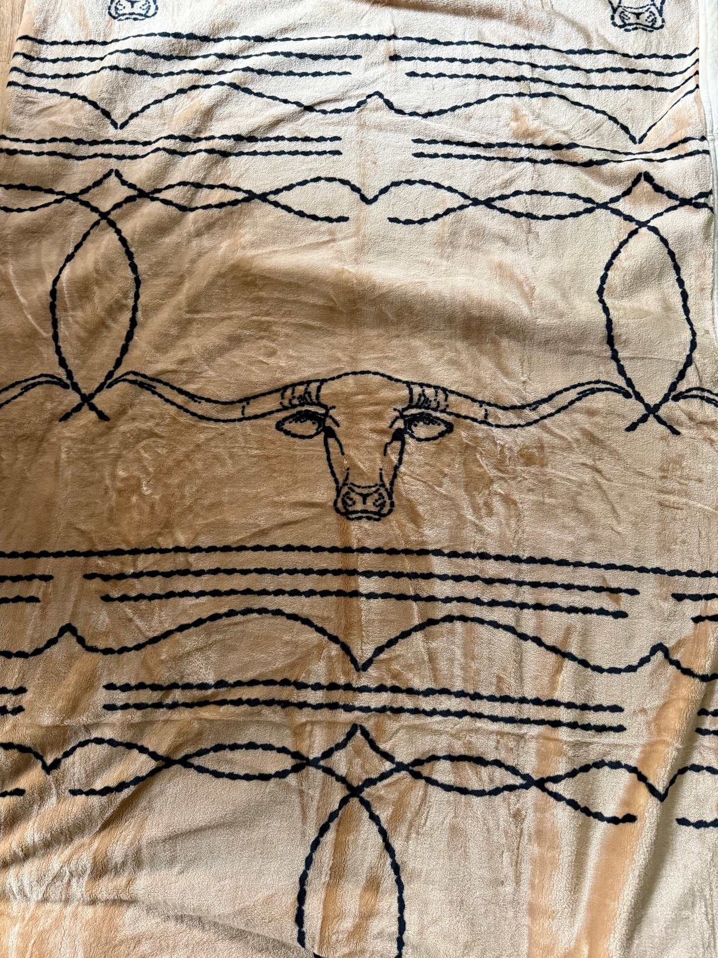 Brown Long Horn Super Plush Thick Queen Blanket