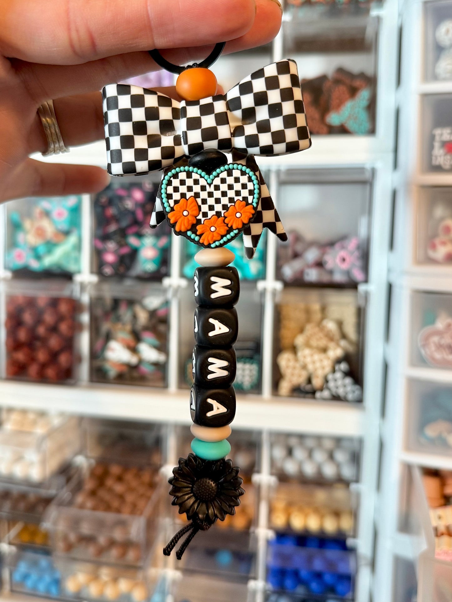 Checkered Heart Orange Turquosie Flower Bow Mama Keychain