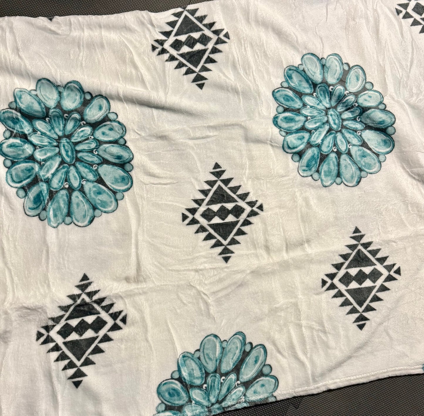 Twin Turquoise Blossom Thinner Style Blanket