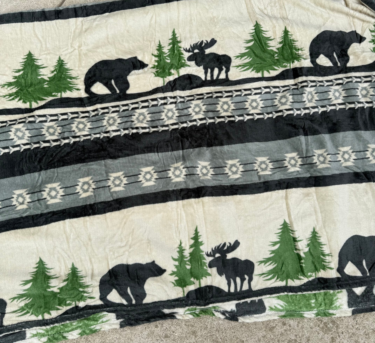 Queen Bear Moose Aztec Blanket Thinner Style