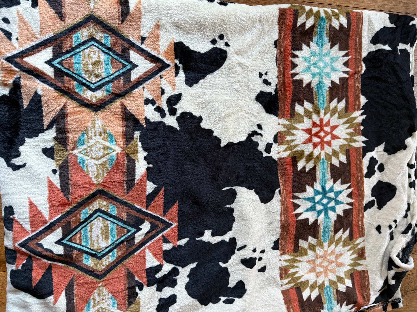 Twin Rust Aztec Cowhide Blanket Thin Style