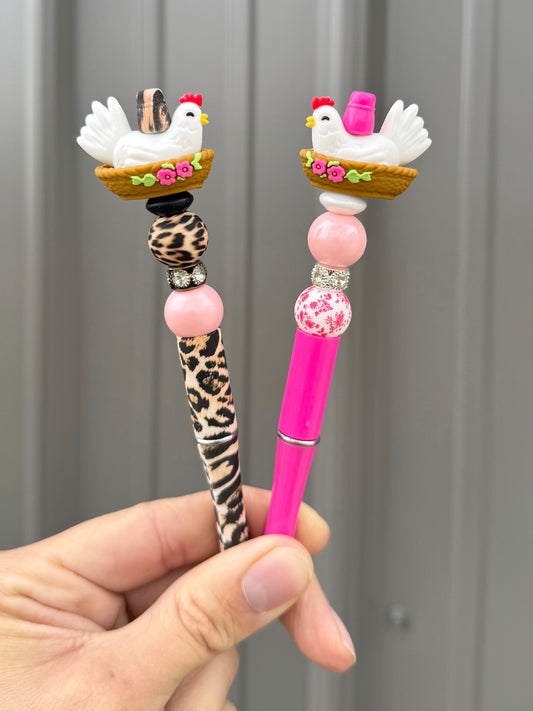Hen in Nest Pen Cheetah / Floral