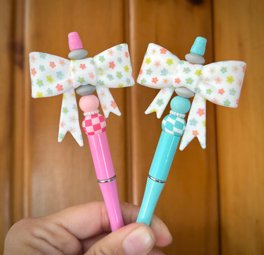Retro Daisy Bow Pen