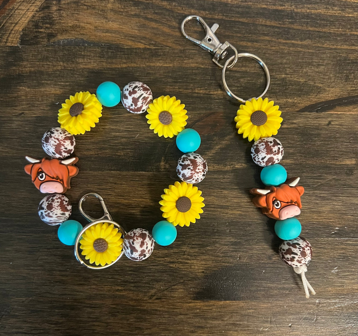 Highland Sunflower Keychain Set