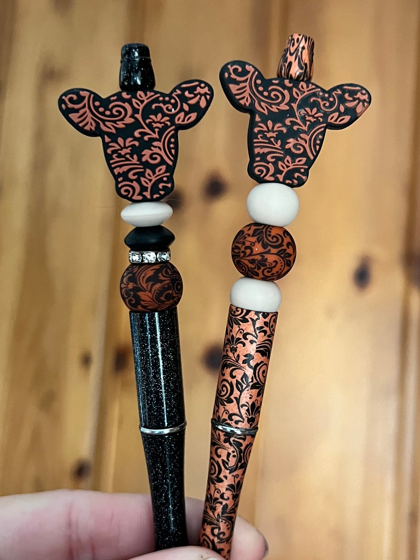 Black / Rust Tooled Leather Cow Pen