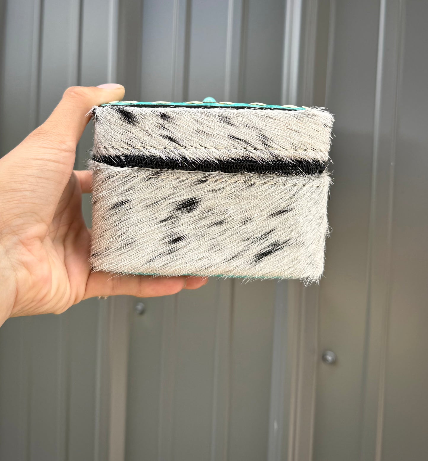 Turquoise Thunderbird Salt & Peeper Speckled Cowhide Square Jewelry Zipper Box