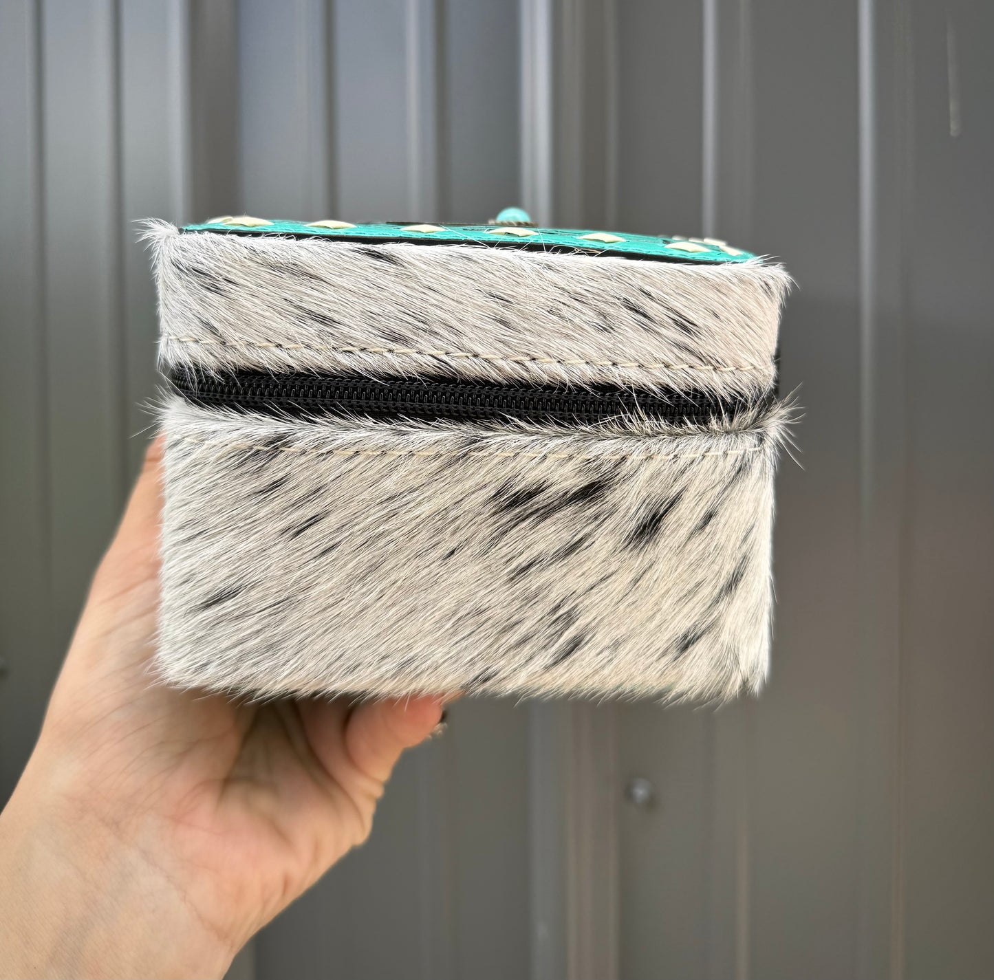 Turquoise Thunderbird Salt & Peeper Speckled Cowhide Square Jewelry Zipper Box
