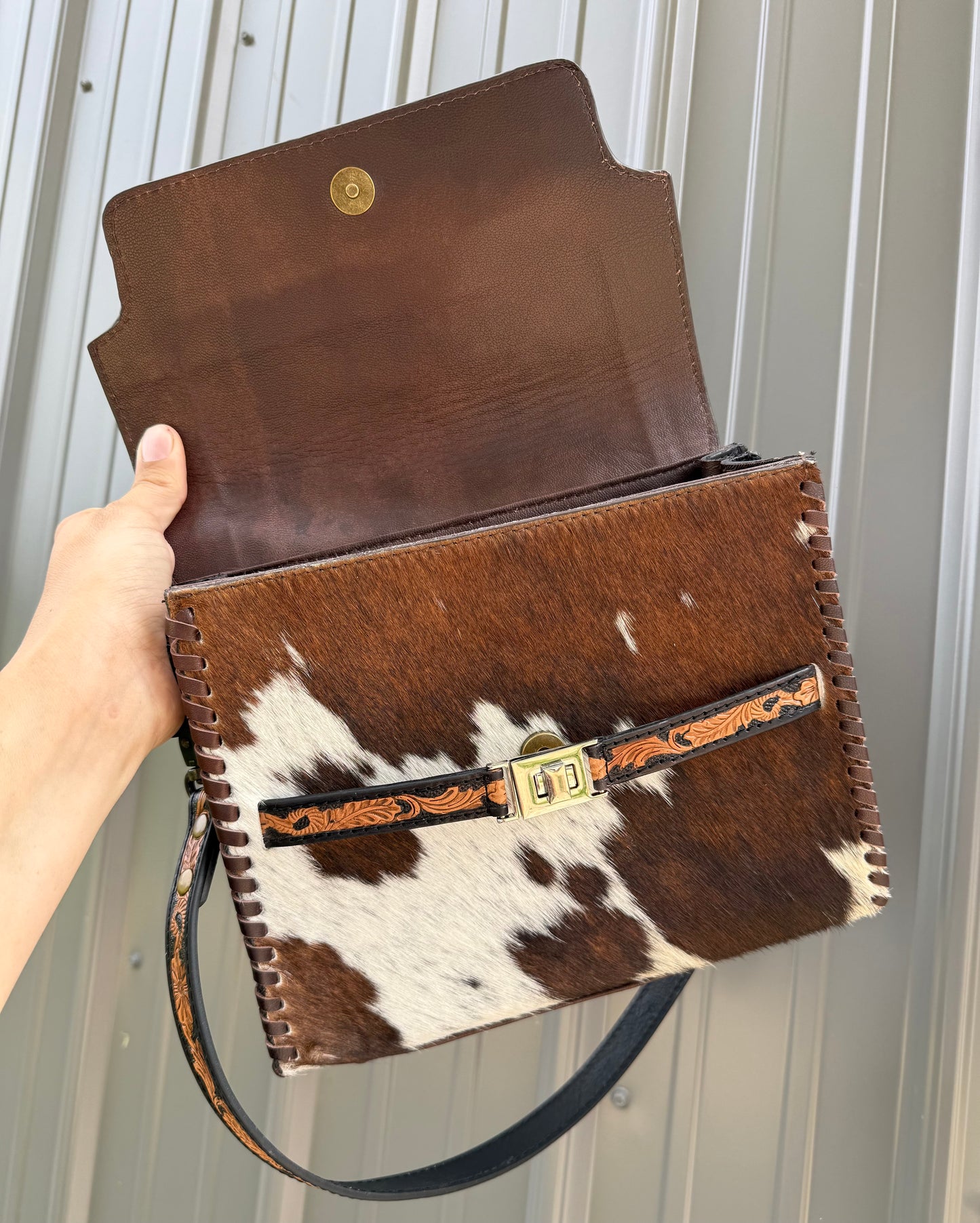 Turquoise Flower Tooled Genuine Cowhide Purse