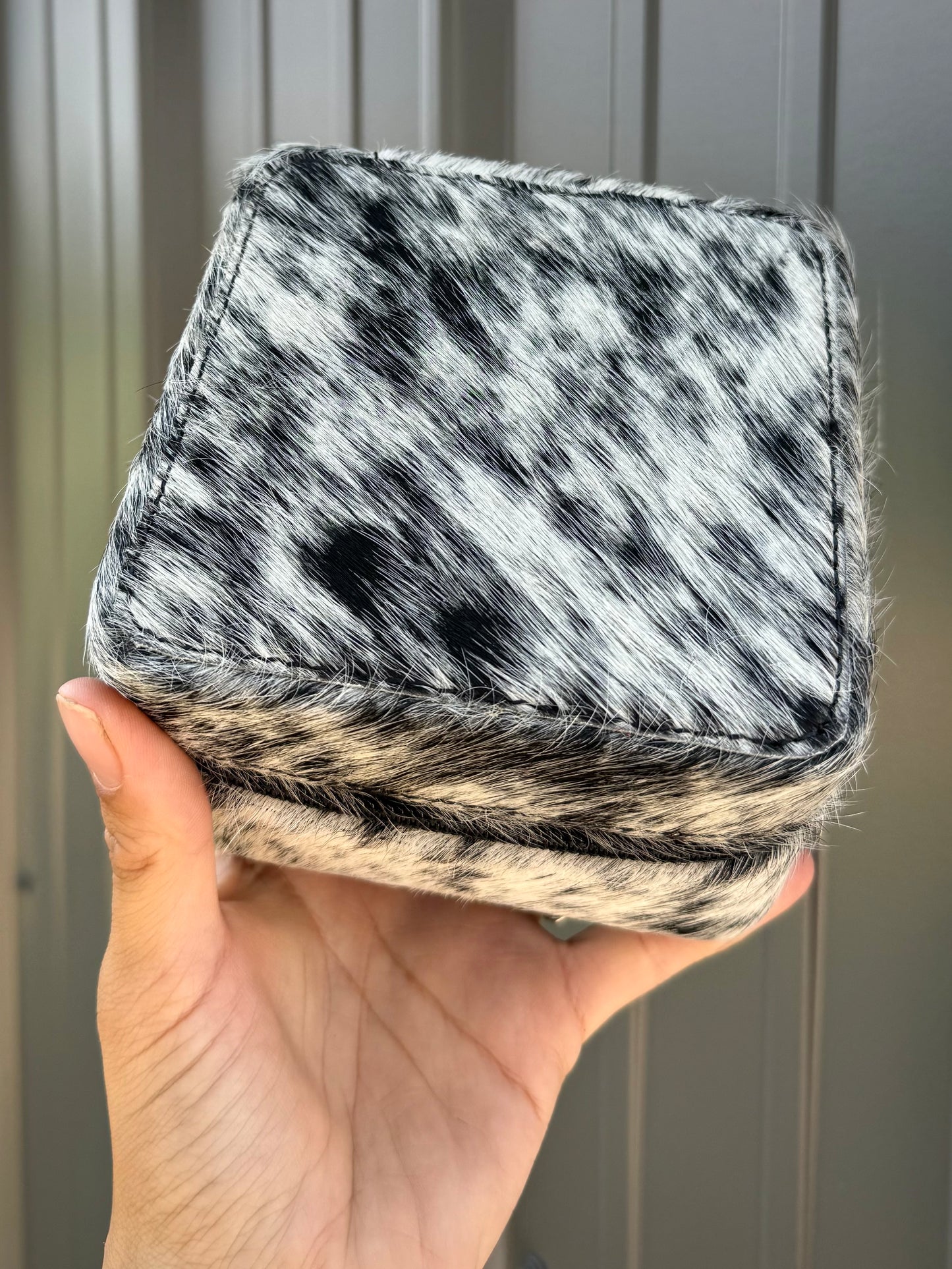 Black Speckled Cowhide Square Jewelry Zipper Box