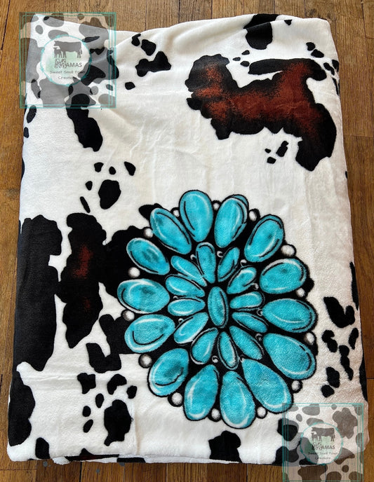 Turquoise Brown Cowhide Concho King Super Plush