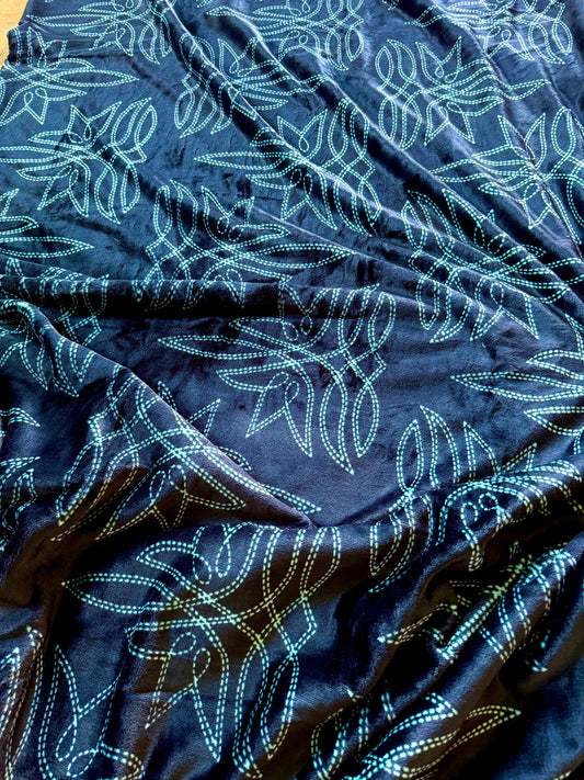 Black Turquoise Bootstitch King Size Super Plush Blanket