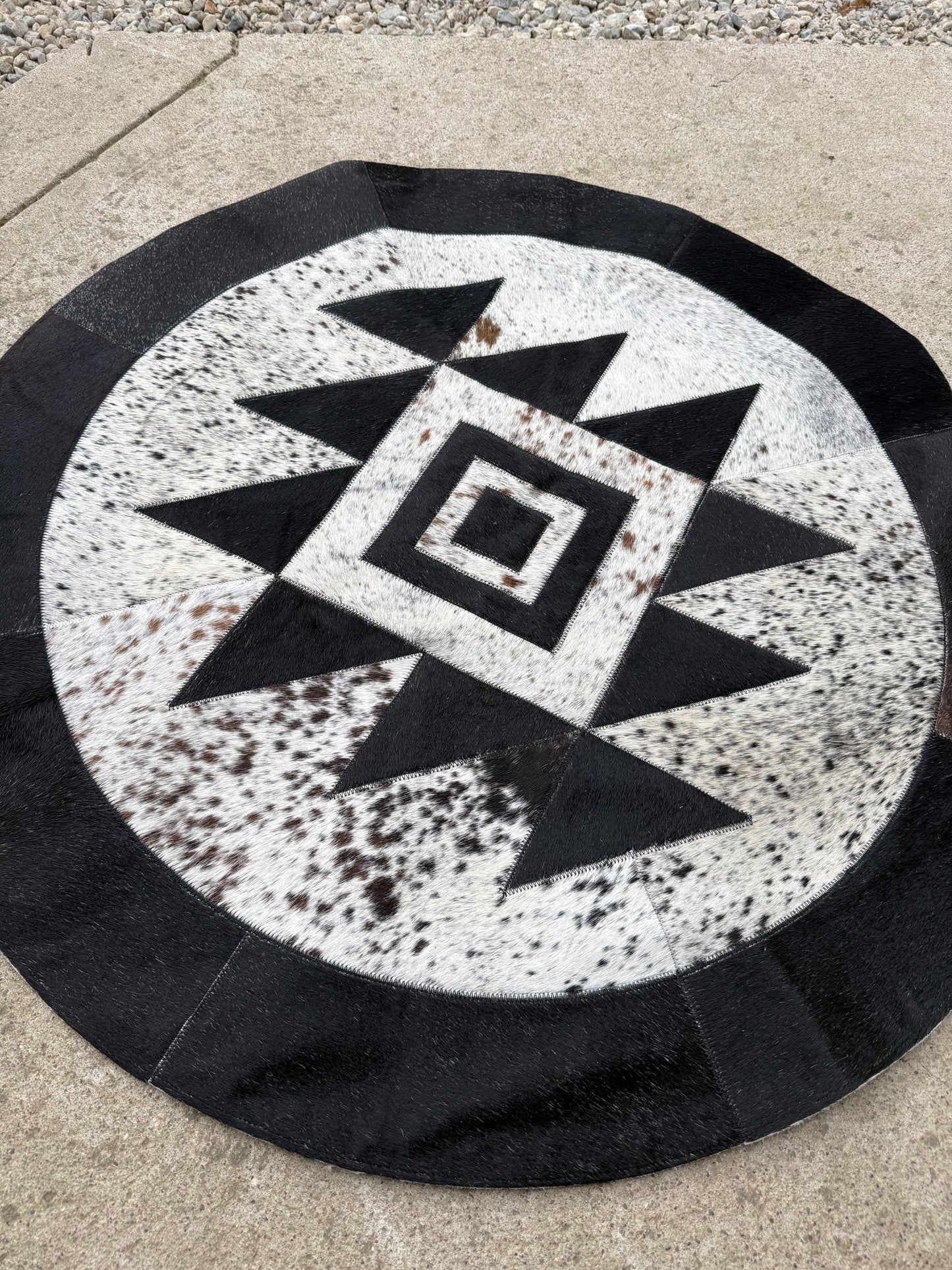 Aztec 3ft x 3ft Cowhide Rug