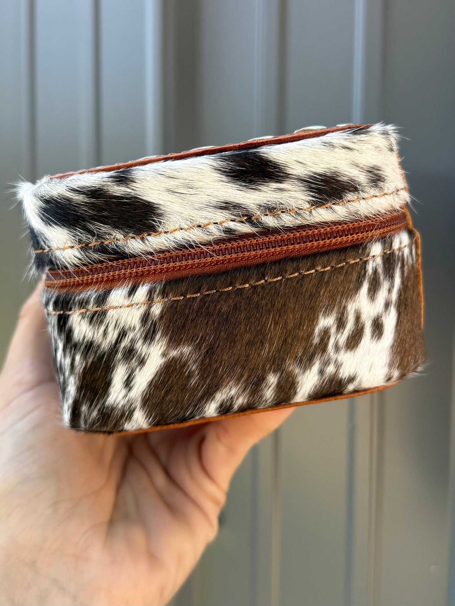 Tooled Floral Brown Speckled Cowhide Rectangle Jewelry Zipper Box