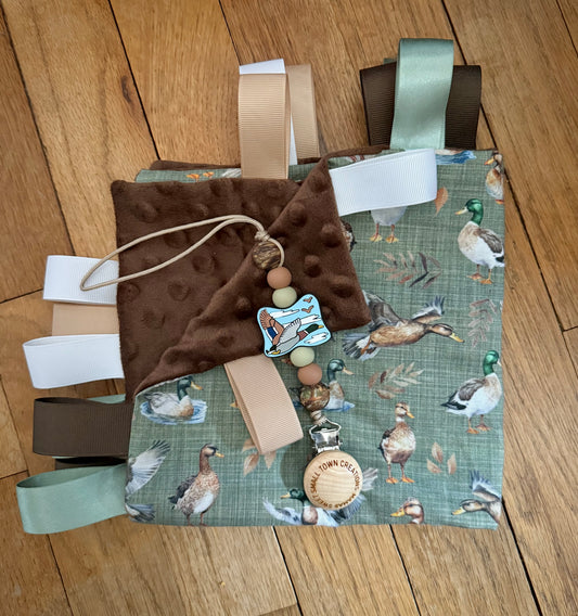 Mallard Duck Green Taggie Blanket Set