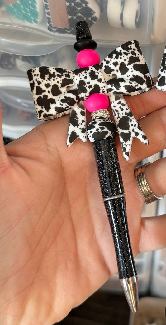Black Cowhide Bow Pen with Pink