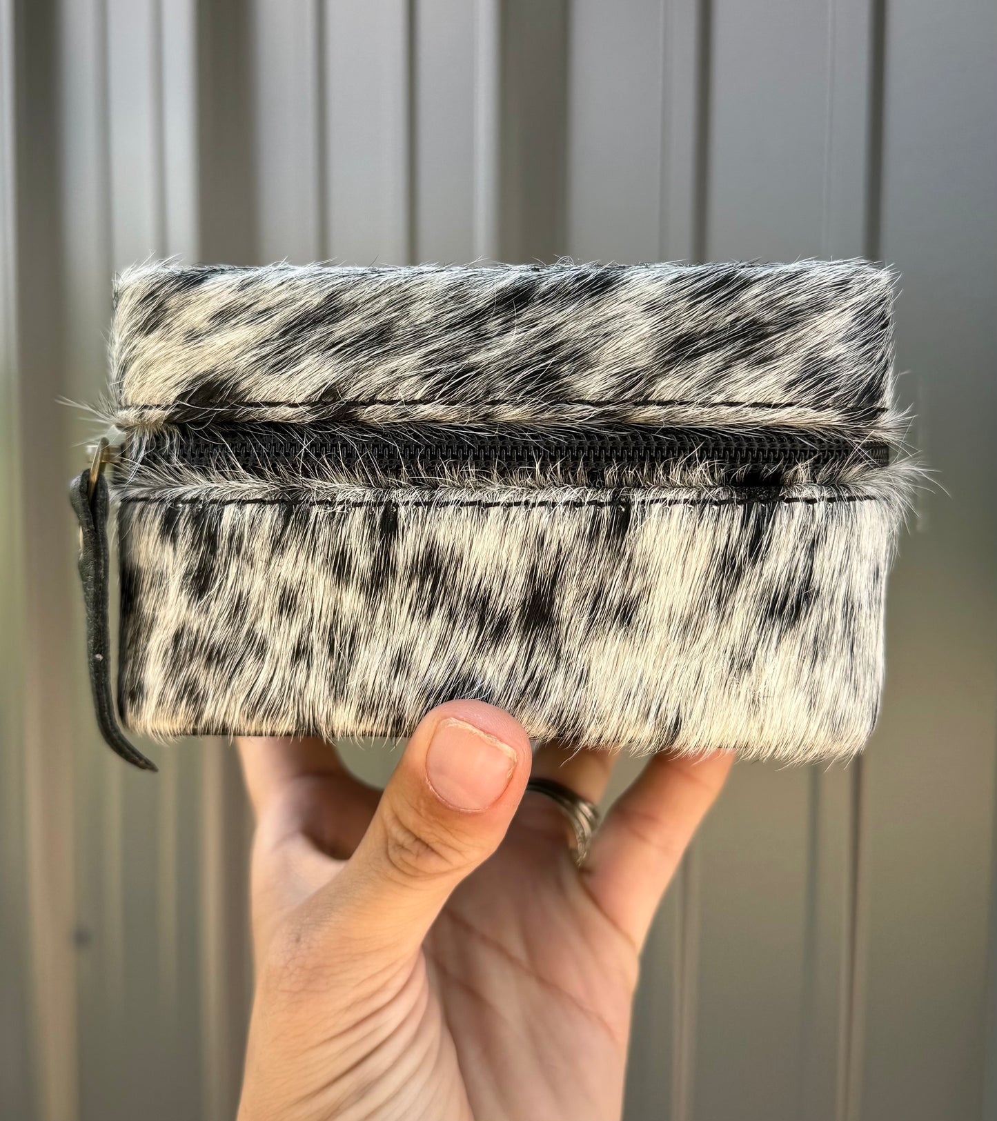Black Speckled Cowhide Square Jewelry Zipper Box