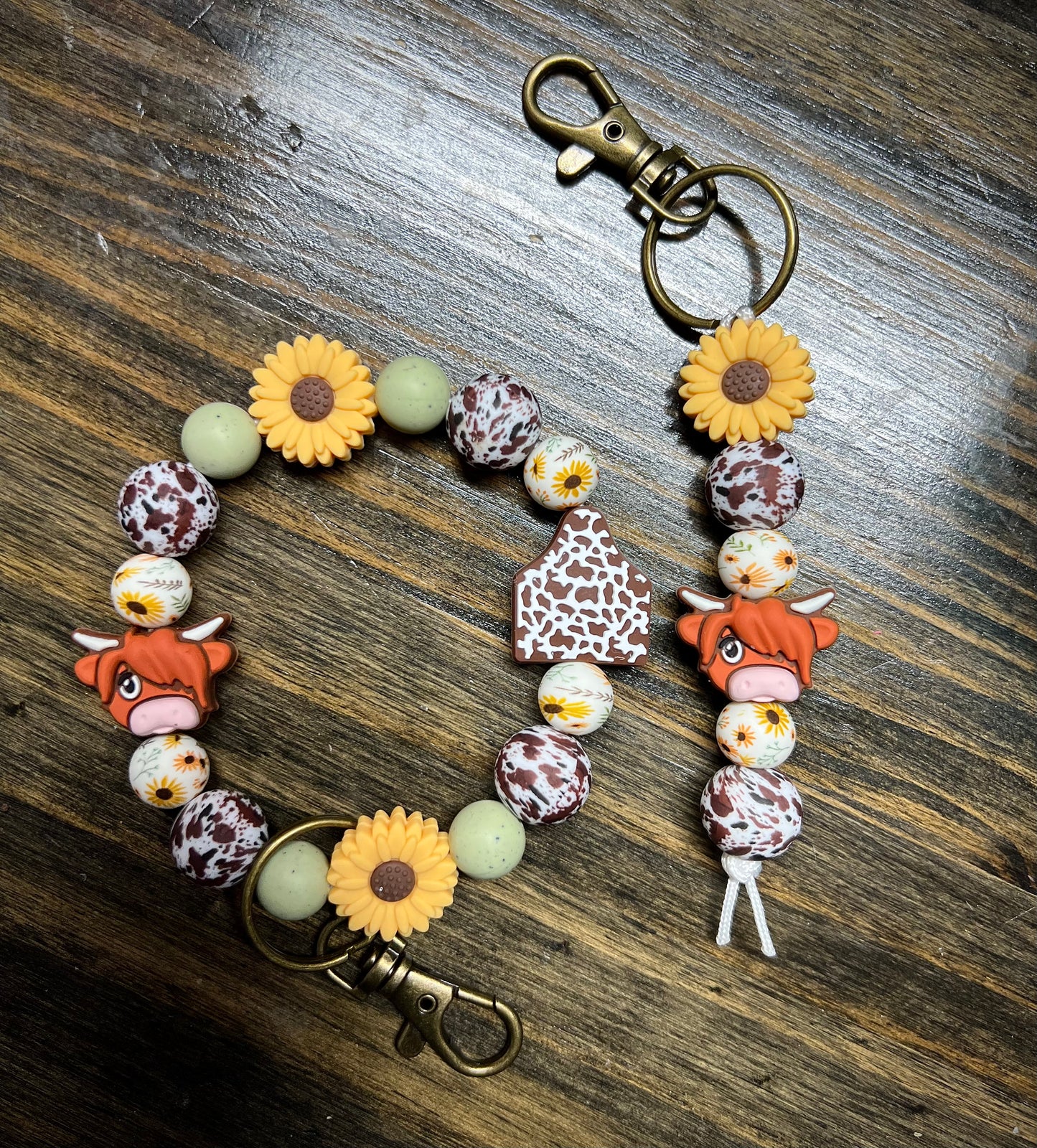 Highland Sunflower Keychain Set