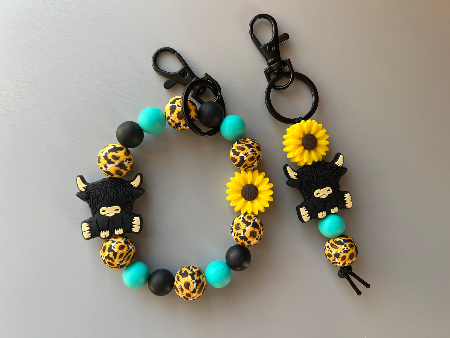 Sunflower Black Highland Keychain Set